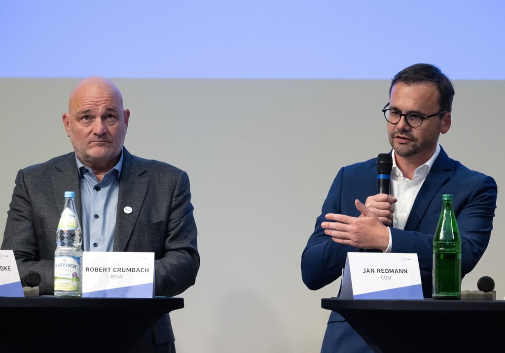 Brandenburgs CDU-Landtagsfraktionschef Jan Redmann kritisiert das Vorgehen von Finanzminister Robert Crumbach (BSW) in Bezug auf eine Expertenrunde zum Haushalt. (Archivbild)