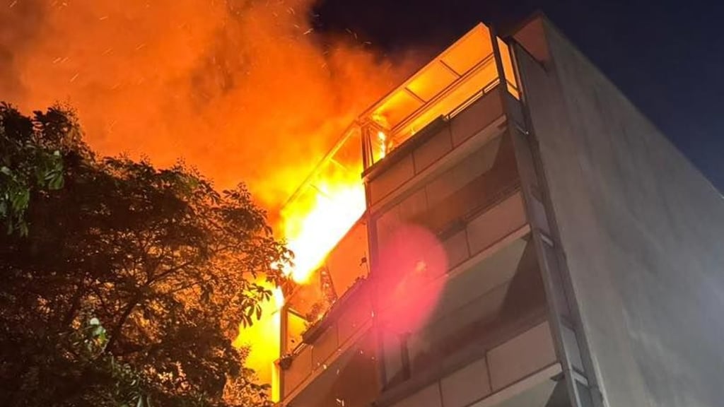 Brand in Eisleben: Der große Schaden am Gebäude wird erst später sichtbar.