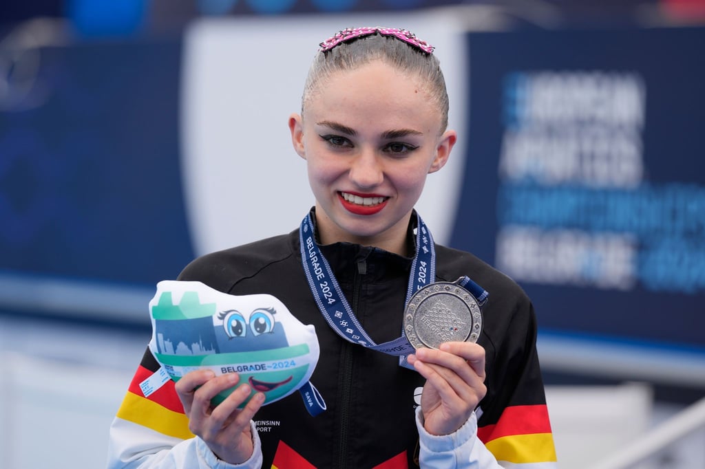 Klara Bleyer ist Europameisterin im Synchronschwimmen.