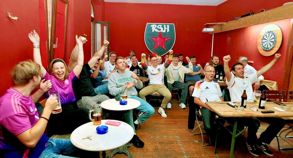 Zur EM war das Unikum eine sichere Bank für Fußballfans – bei Nations League und Klub-WM bleibt es eine der wenigen Adressen in Halle.