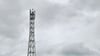 Der Mast steht, die Antenne ist bereits montiert. Empfang gibt es bei Horla aber weiterhin nicht.  