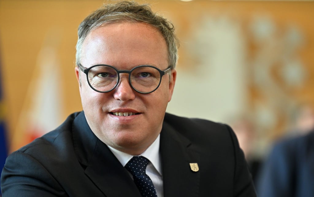 Thüringens Ministerpräsident Mario Voigt (CDU) fordert einen Ausgleich für zu erwartende Einnahmeausfälle der Länder. (Archivbild)