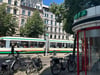 So nah und doch so weit: Am MVB-Kiosk am Hasselbachplatz in Magdeburg gibt es das günstige Tagesticket nicht. Der Rabatt gilt nur in der Fairtiq-App.