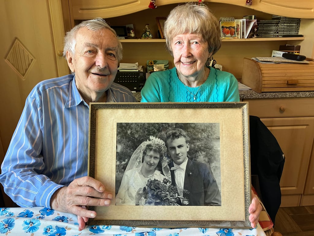 Marianne und Götz Schneegaß feiern ihren 65. Hochzeitstag.