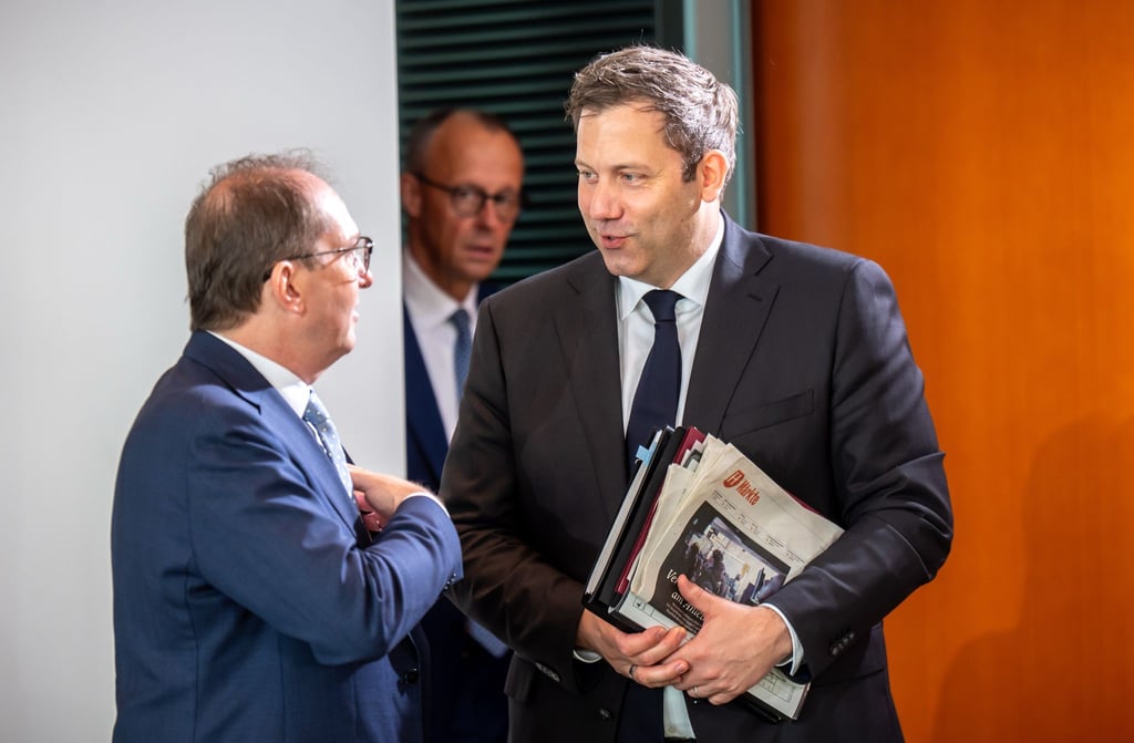 Bundesinnenminister Alexander Dobrindt (CSU) hat diese Woche erneut eine Reform ins Kabinett gebracht.