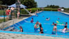 In wenigen Tagen lädt das Freibad Rohrsheim wieder zum Badevergnügen ein - wie hier im vergangenen Sommer.