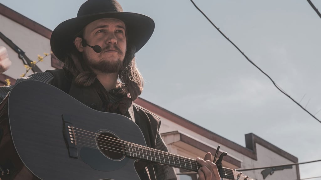 Der Musiker Chris Averell veröffentlicht am 12. Juni 2025 sein drittes Album.