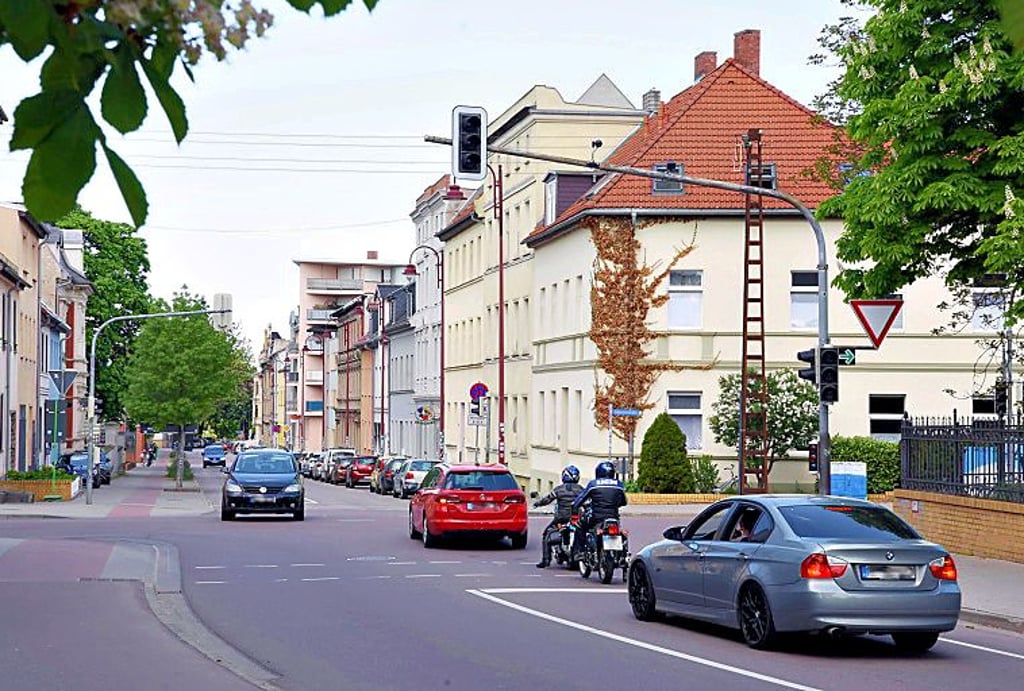 Die Ampeln an der Kreuzung der Lohmann- und der Baasdorfer Straße am Wasserturm sind außer Betrieb.