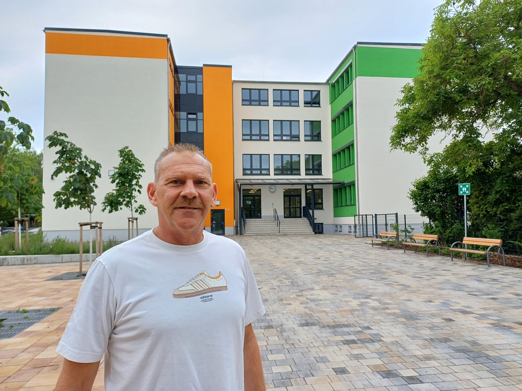 Steffen Armgart (58) Schulleiter in Wanzleben: „In unseren Lehrer- und den Klassenzimmern sitzen potenzielle Wähler.“