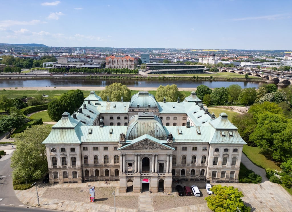 Ausstellung zum Mythos Handwerk im Dresdner Japanischen Palais (Archivbild)