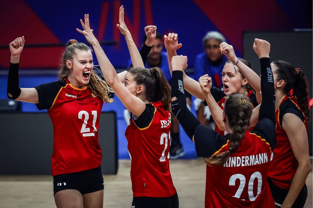 Auftakterfolg für die deutschen Volleyballerinnen in der Nationenliga.