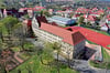 Das Martin-Luther-Gymnasium in Eisleben aus der Luft. 