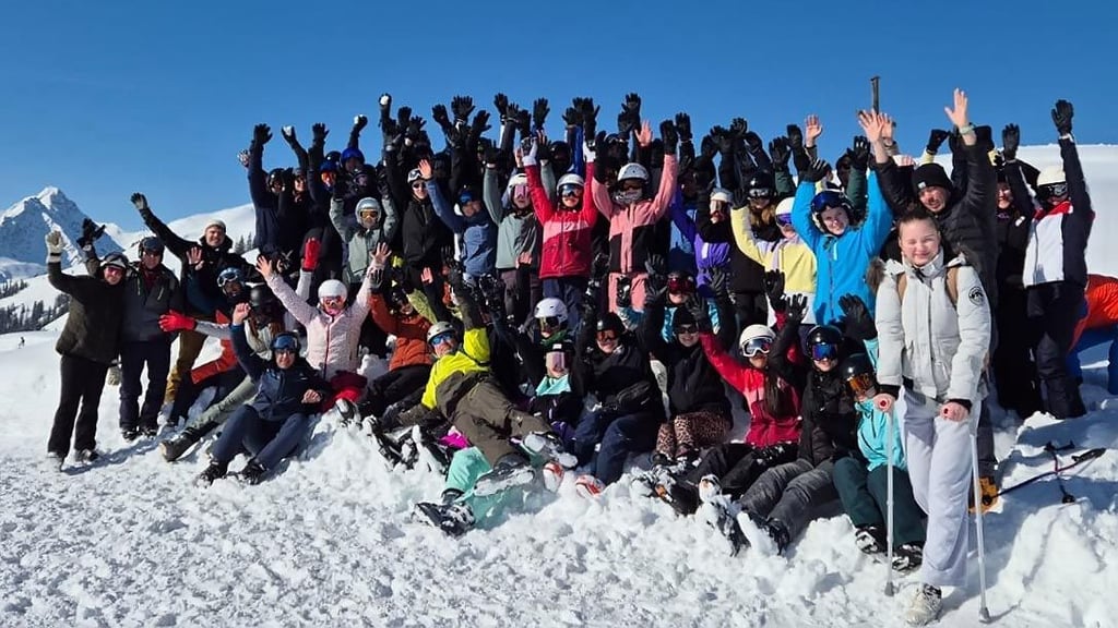 Alle auf der Piste: Impressionen vom Ski-Kurs des Stephaneums.