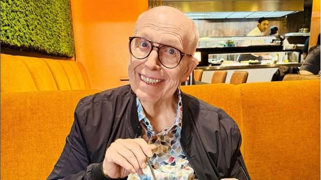 Dieses Foto postete Reiner Calmund auf Instagram. Zu sehen ist er beim Essen in einem beliebten Restaurant in Magdeburg.