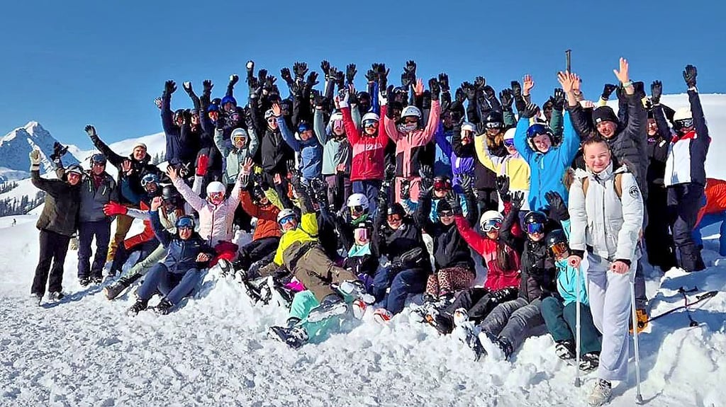 Alle auf der Piste am Sonnenkopf: Impressionen vom Ski-Kurs des Gymnasiums Stephaneum.