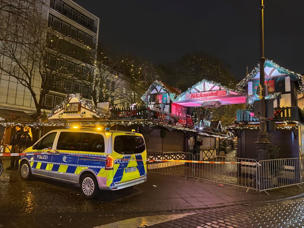 Ein Weihnachtsmarkt in Köln soll als mögliches Anschlagsziel gegolten haben. (Archivbild)