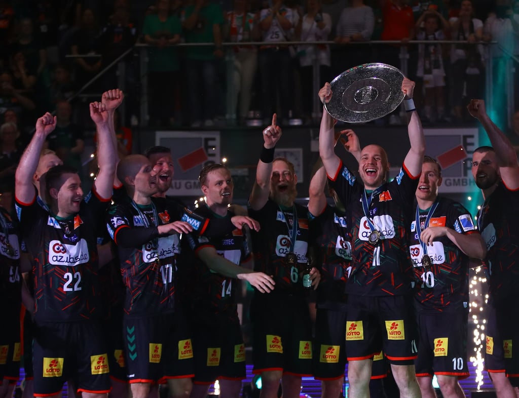 Am Sonntag würden sich die SCM-Handballer auch riesig darüber freuen, wenn sie "nur" die Kopie der Meisterschale überreicht bekommen.