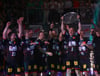 Am Sonntag würden sich die SCM-Handballer auch riesig darüber freuen, wenn sie "nur" die Kopie der Meisterschale überreicht bekommen.