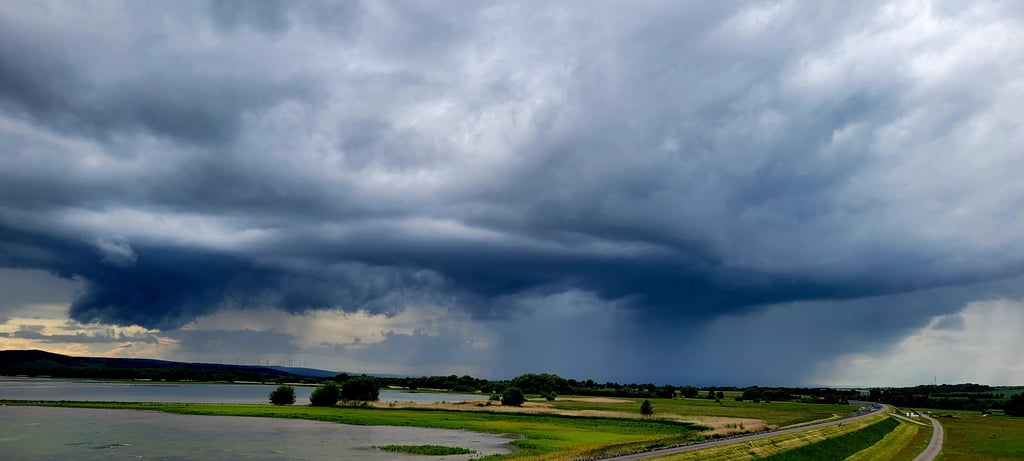 So könnte der HImmel zumindest Samstag und Sonntag aussehen.