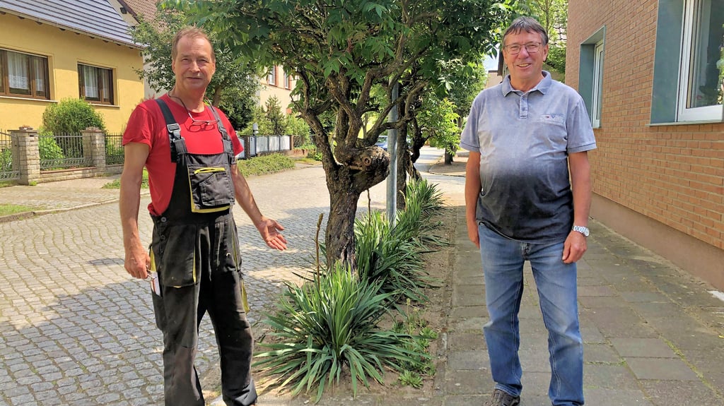 Überrascht und verärgert über Behördenpost: Axel Freydank (l.) und Bernd Herrmann.