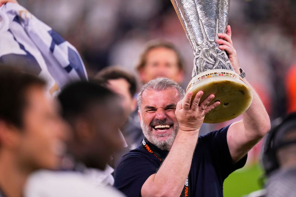 Mit Postecoglou gewann Tottenham erstmals seit 17 Jahren wieder eine Trophäe.