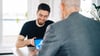Ein Job-Interview ist keine Einbahnstraße: Auch Bewerber prüfen, ob die Stelle und das Unternehmen zu ihnen passen.