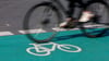 Die Planungen für den Radweg an der B97 sollen erst weitergehen, wenn Sanierungsarbeiten im Untergrund des ehemaligen Bergbaugebietes beendet sind. (Symbolbild)