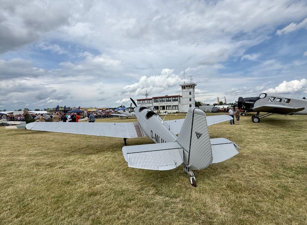 Die Junkers-Maschinen standen im Blickpunkt der vielen Besucher auf dem Dessau Flugplatzfest.