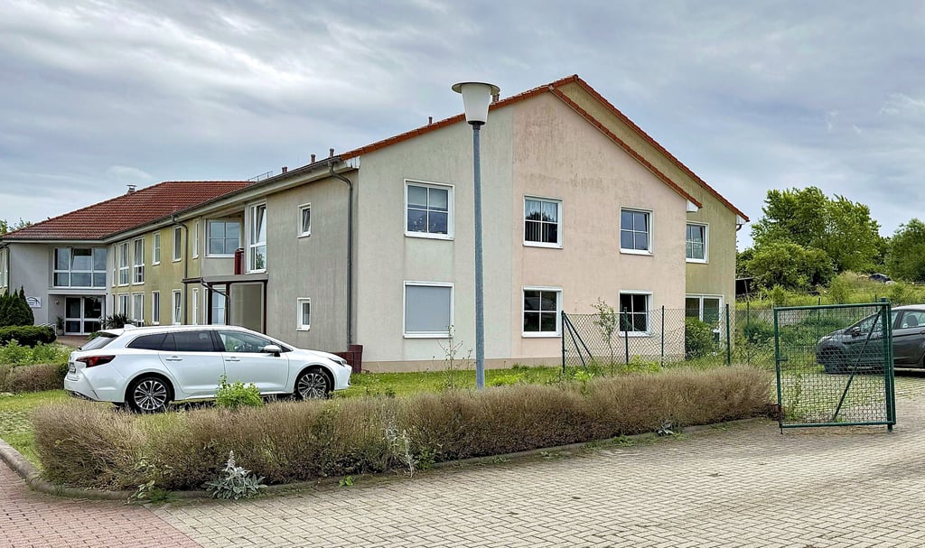 Die Lebenshilfe „Bördeland" gGmbH will ihr Wohnheim für seelisch behinderte Menschen auf dem Wachtberg in Hecklingen erweiteren. Dafür ist ein Anbau auf dem dortigen Grundstück geplant.