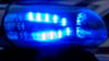 In Halle ist am Samstag ein Funkstreifenwagen der Polizei mit einer Straßenbahn zusammengestoßen. (Symbolbild)