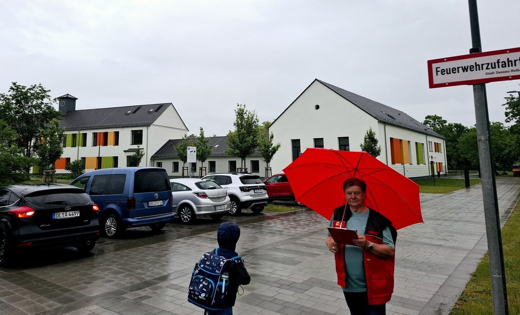 Udo Gebhardt vom ACE an der Grundschule Tempelhofer Straße in Dessau.