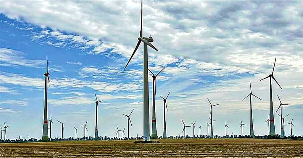 Der Windpark Biere/Borne gehört mit mehr als 70 Anlagen zu den größten Standorten in der Region. 