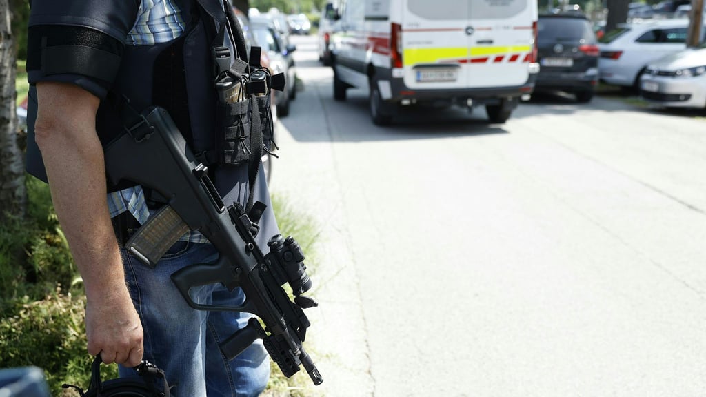 Crime: Fatalities in shooting at school in Graz - | Police: perpetrator ...