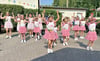 Die Tänzerinnen und Tänzer der Dance Factory Egeln nutzen die Räumlichkeiten des Kinder- und Jugenfreizeitzentrums Egeln seit Jahren für ihre Proben. Eine kleine Kostprobe ihres Könnens gaben  sie den Gästen  bei der 70-Jahr-Feier. 