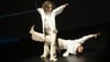 Das Tanztheater Crossart-Tanzkunst kommt mit einem Workshop zurück in den H2O-Turmpark im Magdeburger Stadtteil Alt-Salbke.