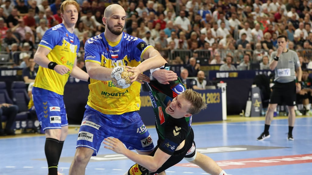 Obwohl Gisli Kristjansson an der rechten Schulter verletzt war, warf sich der Isländer im Endspiel gegen Kielce in jeden Zweikampf und erzielte sechs Tore.