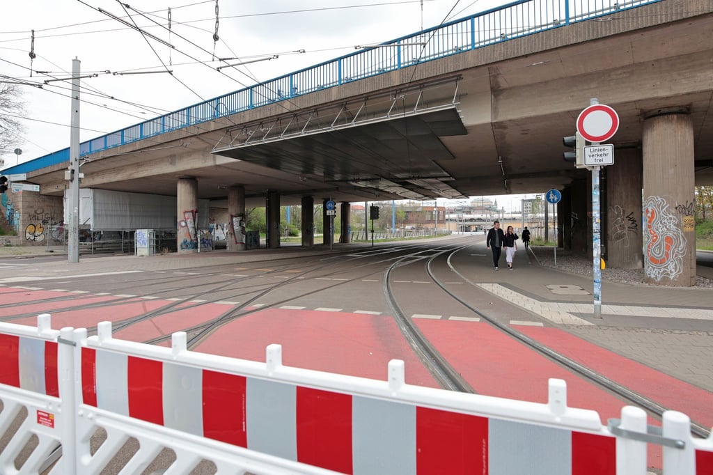 Der Abriss der Ringbrücke in Magdeburg soll mehr als eine halbe Million Euro kosten.