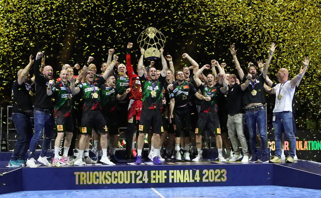 Vor zwei Jahren konnte sich der SCM in der Champions League über die Trophäe und eine Million Euro an Siegprämie freuen.