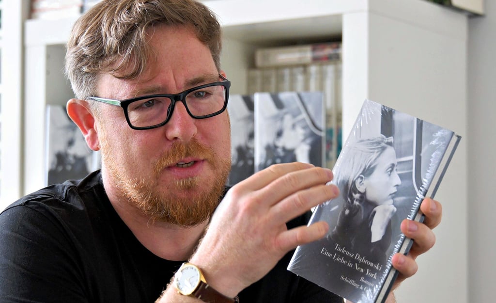 Der polnische Autor Tadeusz Dabrowski ist der letzte der neun Stadtschreiber bei „Nine Points of View“ in Aschersleben.