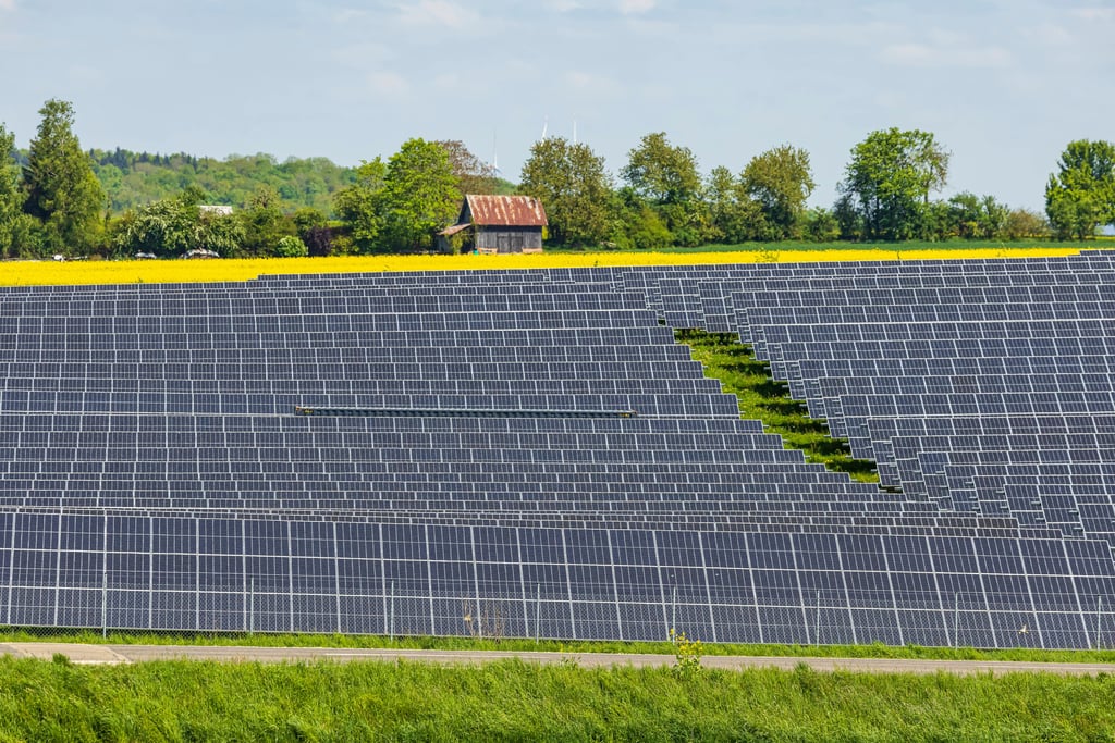 Die Entscheidung des Stadtrates Gommern zum Stopp der PV-Anlage bei Karith sorgt für Verunsicherung in den Orten.