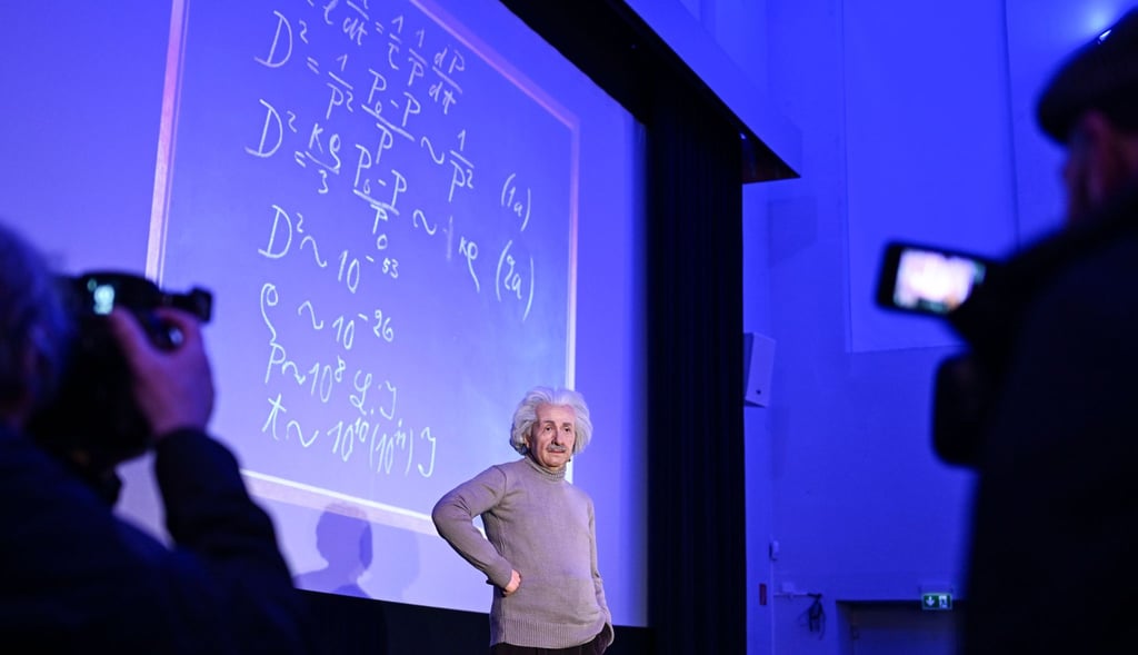 In der Archenhold-Sternwarte hielt Einstein erstmals im Juni 1915 einen öffentlichen Vortrag zur Allgemeinen Relativitätstheorie.