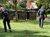 Die Polizei hatte sich Ende September 2024 nach der tödlichen Messerattacke im Südring in Burg auf umfangreiche Spurensuche begeben.