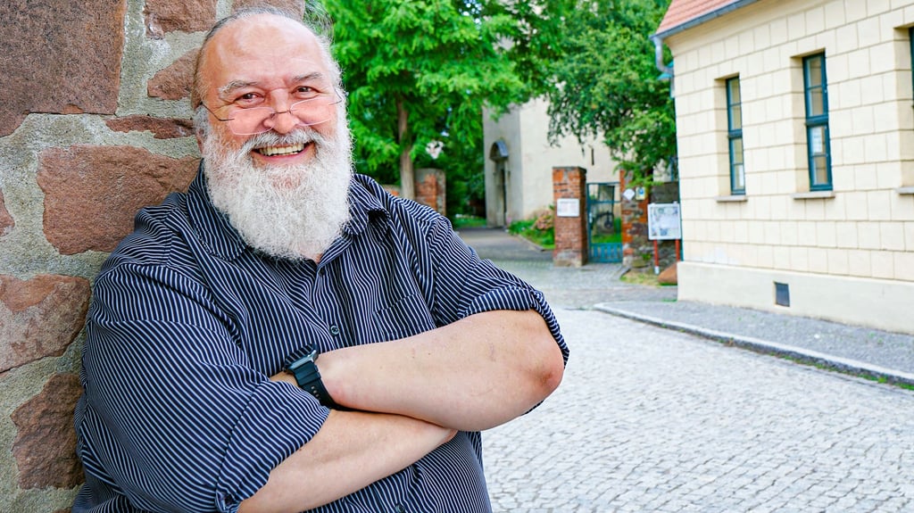 Johannes Könitz (66) freut sich auf den nächsten Lebensabschnitt. Er bleibt in Barleben – wo sonst?