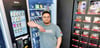 Der 23-jährige Joshua Grunert  ist der Juniorchef des Fahrradcenters. Er betreibt  den  neuen Automaten-Kiosk an der Sangerhäuser Juri-Gagarin-Straße im Stadtteil  Südwest.