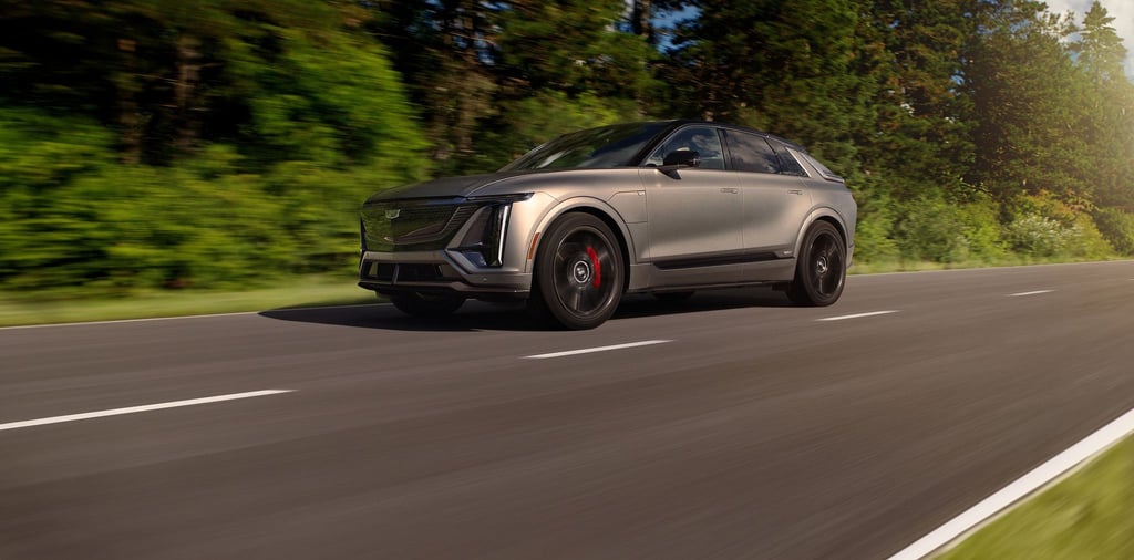 Neuzuwachs in der Elektroliga: Der Cadillac Lyriq V rollt ab November in Europa an.