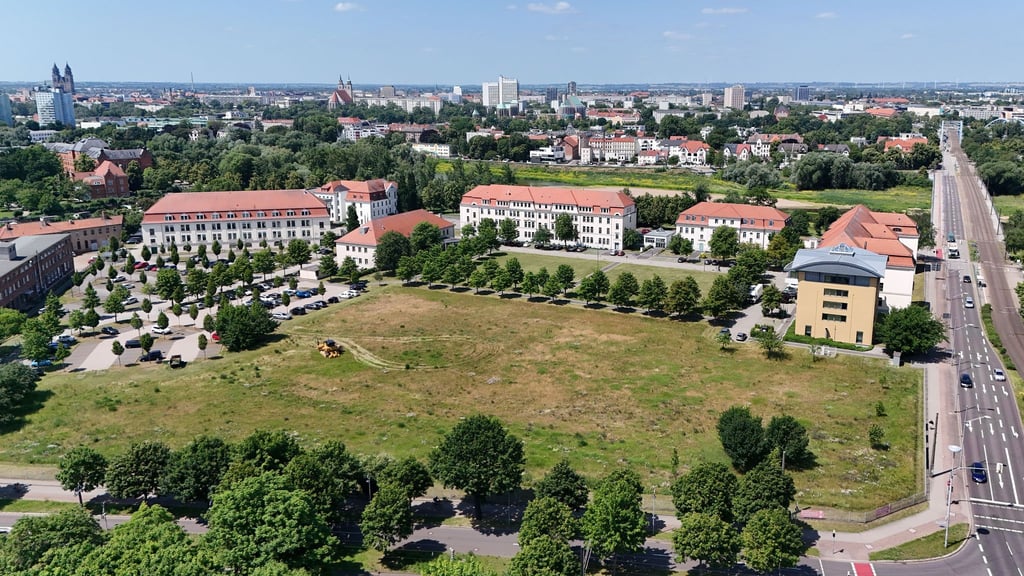 Der künftige Bau liegt verkehrsgünstig.