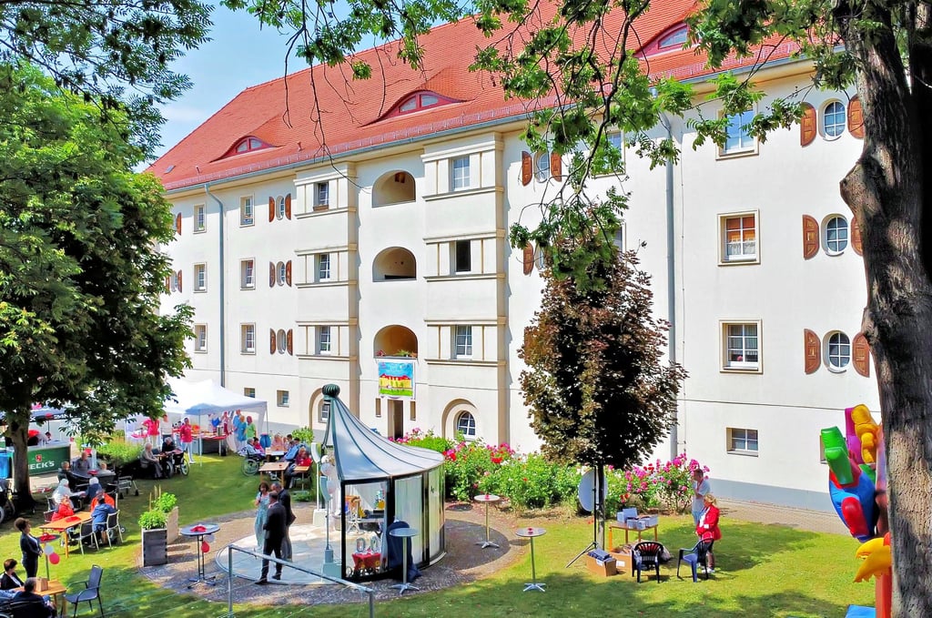 Der Hecknerbau im Seegraben 4 wurde vor 100 Jahren als Altenheim gebaut. Das wird ordentlich gefeiert.