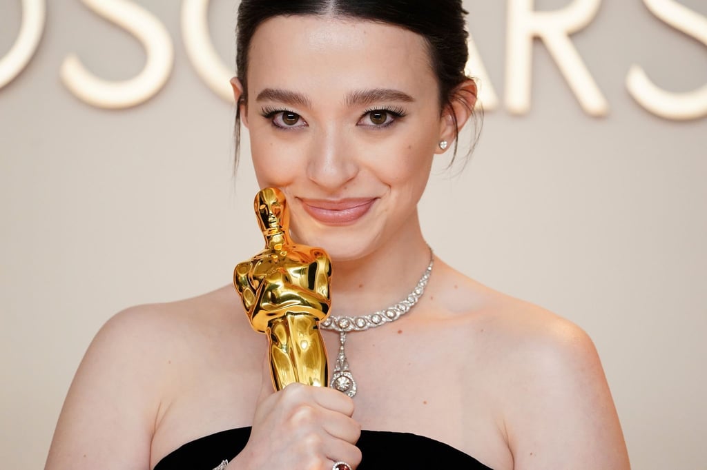 „Anora“-Darstellerin Mikey Madison setzte sich bei den Oscars dieses Jahr in der Kategorie „Beste Hauptdarstellerin“ gegen Cynthia Erivo („Wicked“), Karla Sofía Gascón („Emilia Pérez“), Fernanda Torres („Für immer hier“) sowie Demi Moore („The Substance“) durch.
