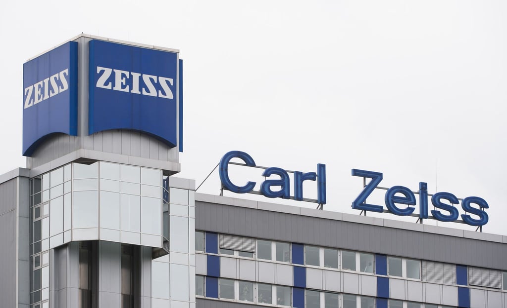 Zeiss fertigt in Jena Displays für Flugzeuge