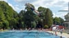 Die ersten Freibäder in Sachsen-Anhalt haben bereits geöffnet. Spätestens in den Sommerferien haben die meisten Schwimmbäder für Badegäste geöffnet.